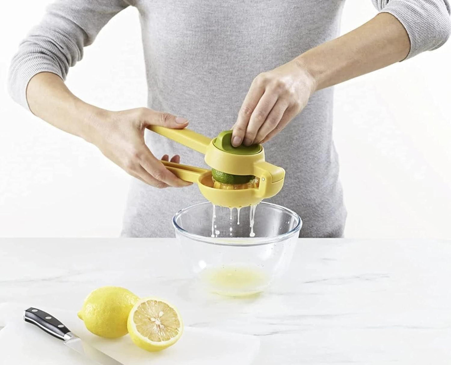 2 in 1 Manual Squeeze and Twist Hand Juicer